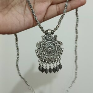 Necklash