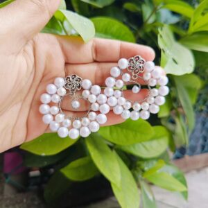 New Trending Pearl Earring Stud for casual wear