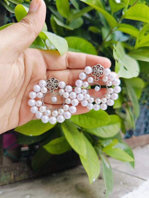 New Trending Pearl Earring Stud for casual wear