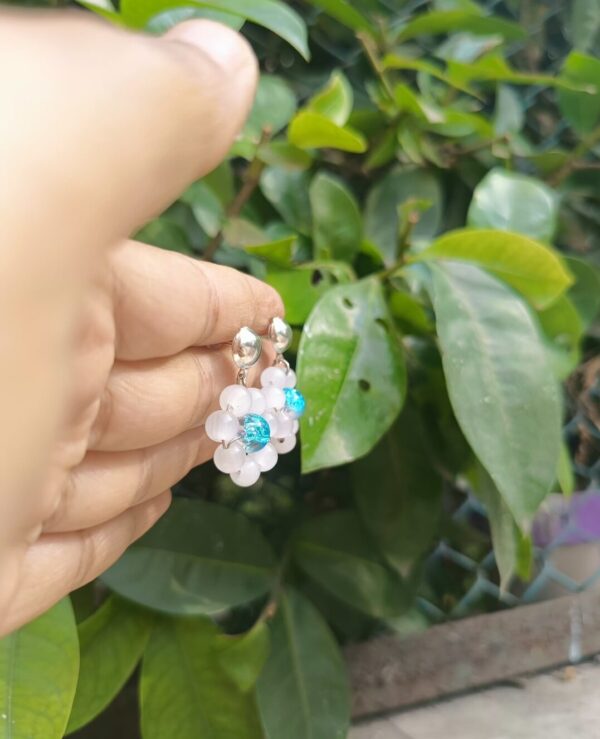 Latest Pearl Flower Earring for party - Image 5