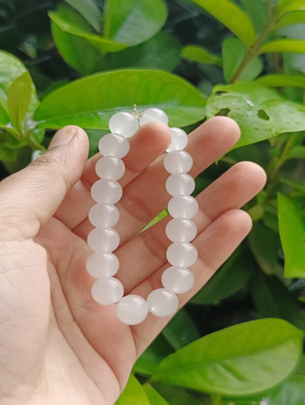 Trendy Pearl Bracelet for girls and Women (2025) - Image 2