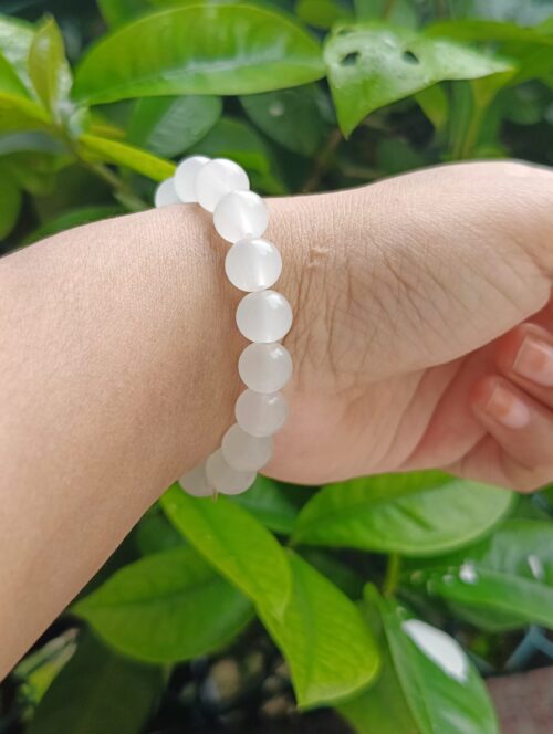 Trendy Pearl Bracelet for girls and Women (2025) - Image 4