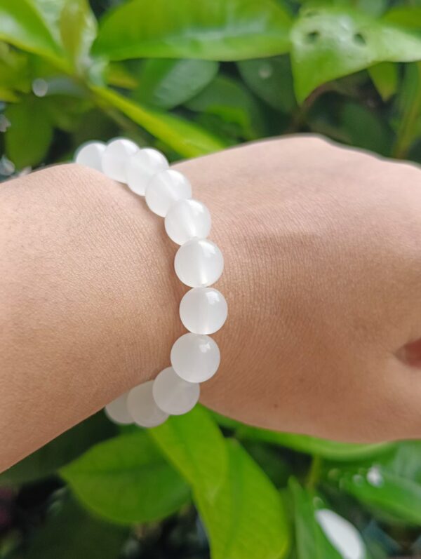Trendy Pearl Bracelet for girls and Women (2025)