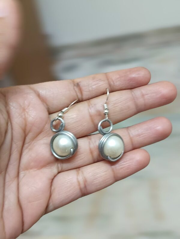 Trending round Pearl Earring for girl - Image 2