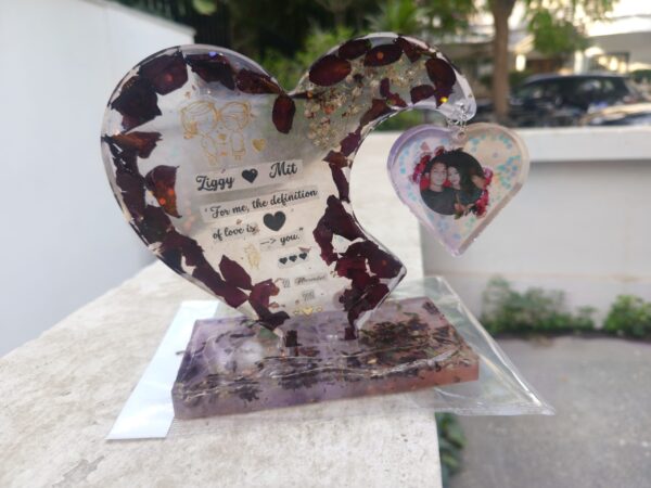 Custom Heart-Shaped Resin Photo Frame – 10 Inch - Image 2
