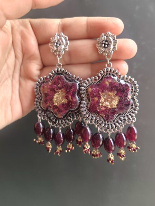 Flower Shape Resin Earring with Rose Preserved
